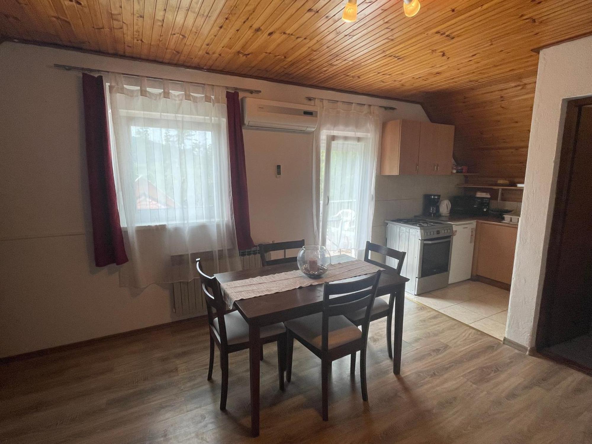 Apartments With A Parking Space Smoljanac, Plitvice - 12345 Phòng bức ảnh